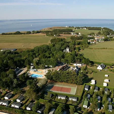 Camping Le Bordeneo Campsite 4*