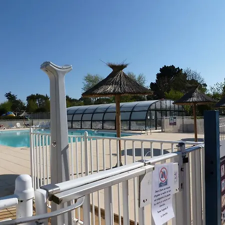 Kamp alanı Camping Le Bordeneo